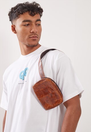 VINTAGE FESTIVAL LEATHER BUM BAG
