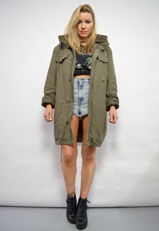 90S GERMAN OVERSIZED ARMY GREEN MILITARY HOODED PARKA COAT