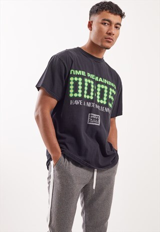 VINTAGE MILLENNIUM 2000 GRAPHIC PRINT T-SHIRT