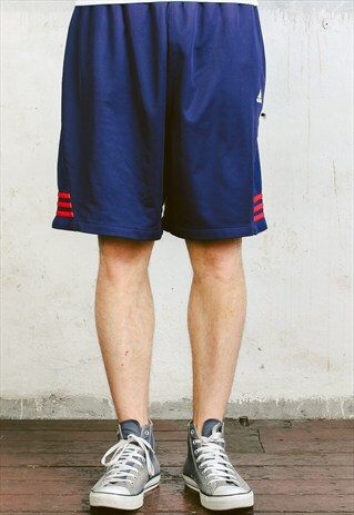 VINTAGE ADIDAS SHORTS
