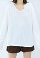 90S VINTAGE WHITE FLOWER BLOUSE TOP (SIZE M)