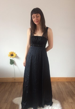 VINTAGE 90S LONG BLACK DRESS