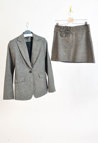 Vintage 00s mini skirt and blazer suit