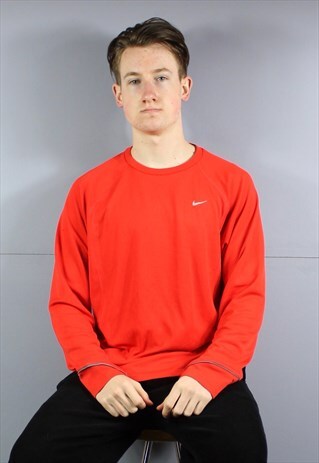 VINTAGE NIKE DRY FIT LONGSLEEVE IN RED WITH PRINTED LOGO. SI