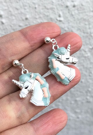 SILVER UNICORN STUD EARRING