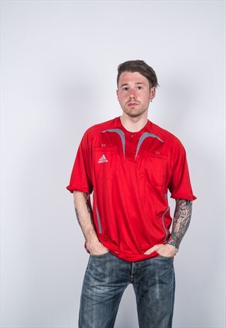 VINTAGE 1990S RED ADIDAS T-SHIRT