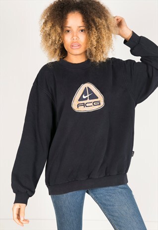 VINTAGE 90S USA NIKE SWEATSHIRT
