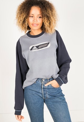 VINTAGE 90S USA ADIDAS SWEATSHIRT