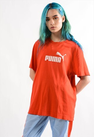 VINTAGE RED PUMA TEE SHIRT.