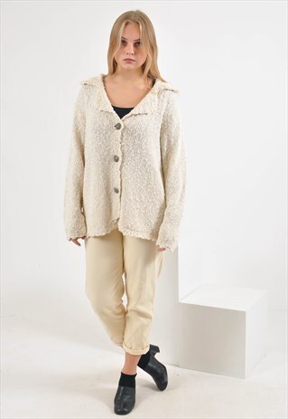 VINTAGE KNITWEAR CARDIGAN IN BEIGE
