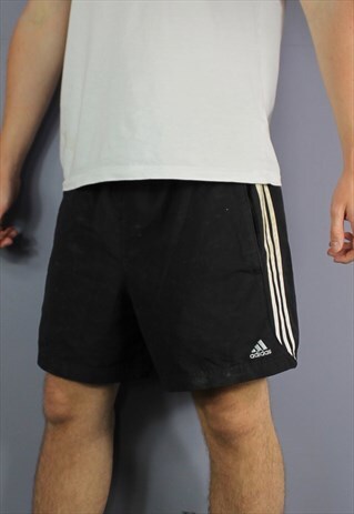 VINTAGE ADIDAS SHORTS IN BLACK WITH POCKETS, EMBROIDERED LOG
