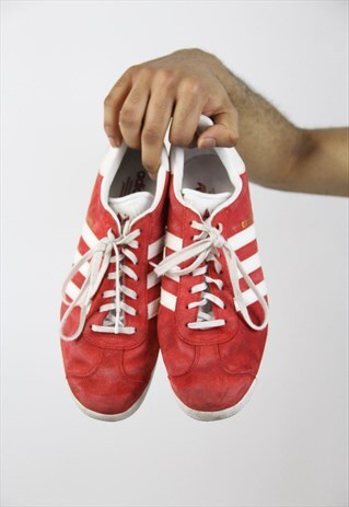 VINTAGE ADIDAS GAZELLE RED TRAINERS
