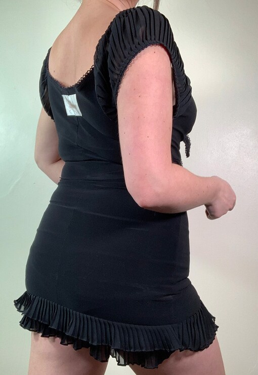 garment image