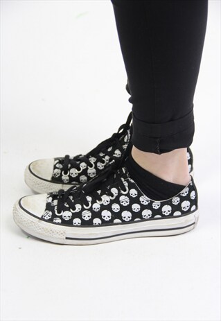 VINTAGE CONVERSE SKULL TRAINERS