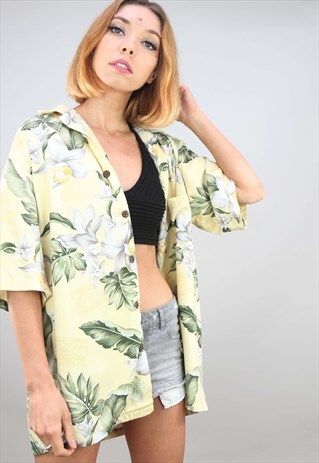 VINTAGE OVERSIZED SHORT SLEEVE HAWAIIAN PATTERNED SHIRT