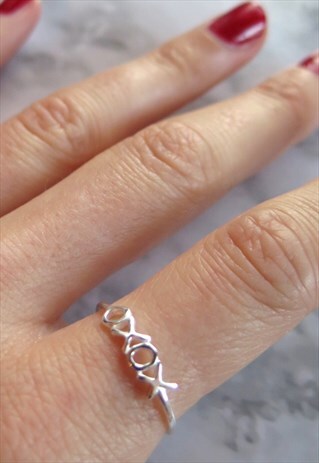 KISSES STERLING SILVER RING