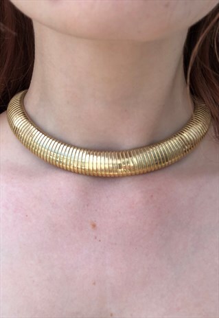 VINTAGE 80S 90S GOLD TONE SNAKE CHAIN THICK CHOKER NECKLACE