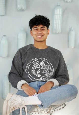 ORGANIC SWEATER IN GREY SPECKLE WITH PLASTIC PUKE FISH PRINT