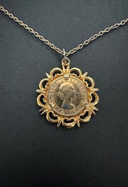 70's Vintage Ladies Gold Metal Medallion Coin Necklace 