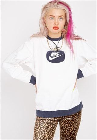 vintage white nike sweatshirt