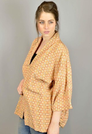 VINTAGE JAPANESE KIMONO