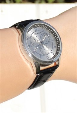 Classic Style Silver Beveled Edge Watch
