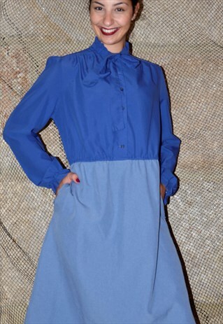 VINTAGE DRESS IN BLUE COLOUR