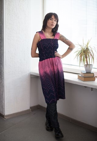 VINTAGE 70'S BLUE/PINK PATTERNED SLEEVELESS DRESS