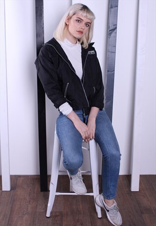 VINTAGE 90S SHELL JACKET/WINDBREAKER. UNISEX SPORTSWEAR.