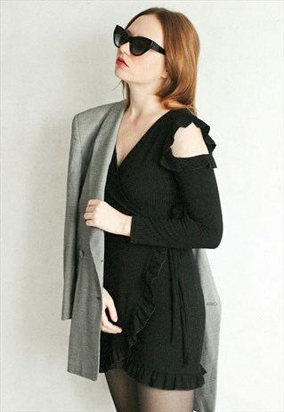 RUFFLED COLD SHOULDER DRESS