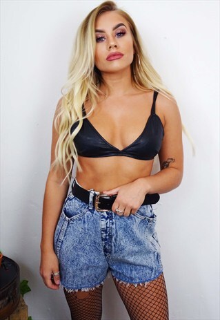 HIGH WAISTED ACID WASH DENIM SHORTS