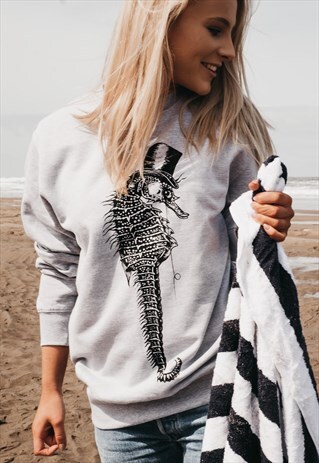 ART DISCO 'DISTINGUISHED SEAHORSE' SWEATSHIRT IN GREY
