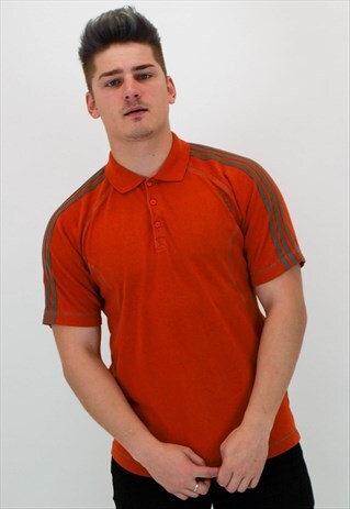 VINTAGE ADIDAS T-SHIRT