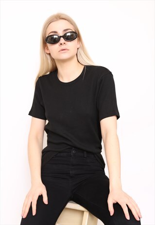 VINTAGE 90S CALVIN KLEIN BLACK RIBBED TOP T-SHIRT
