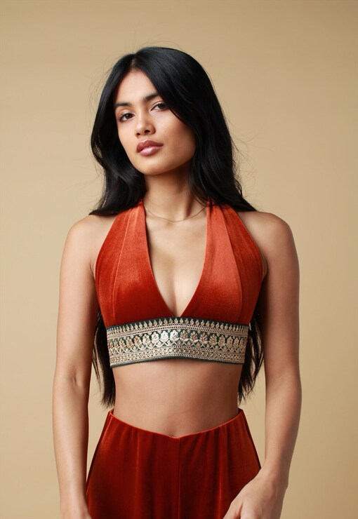 garment image