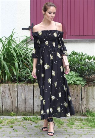 FEELING BLOOM OFF-THE-SHOULDER MAXI DRESS