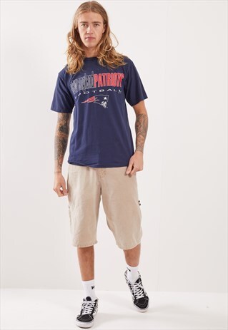 VINTAGE NEW ENGLAND PATRIOTS GRAPHIC T-SHIRT
