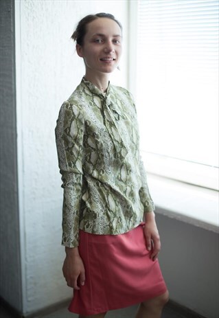VINTAGE 70'S GREEN SNAKE SKIN PRINT LONG SLEEVED BLOUSE