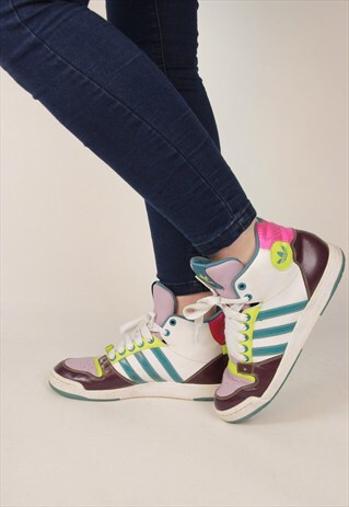 VINTAGE ADIDAS TRAINERS