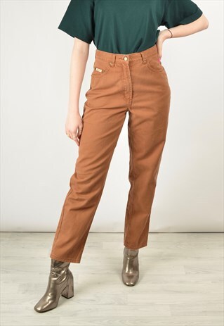 VINTAGE 90S HIGH WAIST STRAIGHT LEG JEANS IN RUST ORANGE
