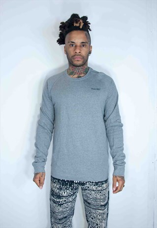 REEBOK EMBROIDED SWEATER