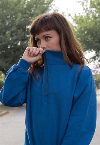VINTAGE 90S CHAMPION SPELLOUT QUARTER ZIP SWEATSHIRT IN BLUE