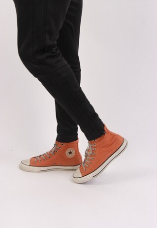 VINTAGE CONVERSE TRAINERS