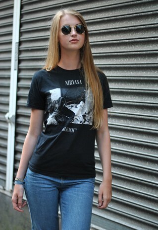 VINTAGE NIRVANA BLEACH BAND TSHIRT