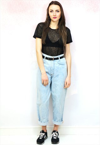 1990S VINTAGE LIGHT BLUE HIGH WAIST RELAXED MOM JEANS