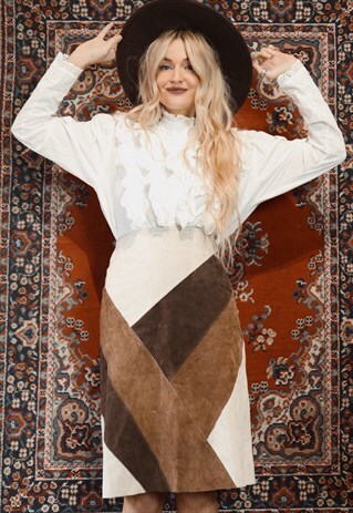 MAGGIE MAY : VINTAGE 70S PATCHWORK SUEDE LEATHER BROWN SKIRT