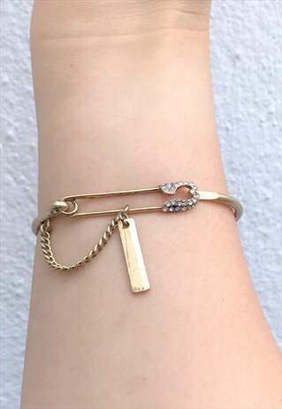 SAFTY PIN BANGLE