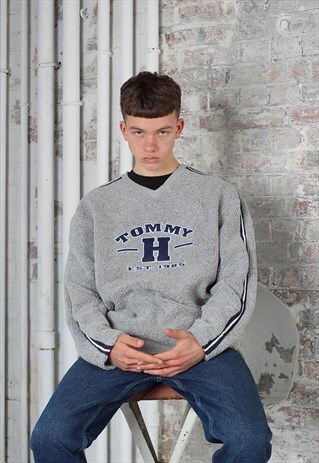 VINTAGE TOMMY HILFIGER FLEECE SWEATSHIRT