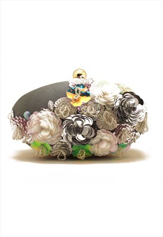 EMBELLISHED GREY EVENING CLUTCH BAGS