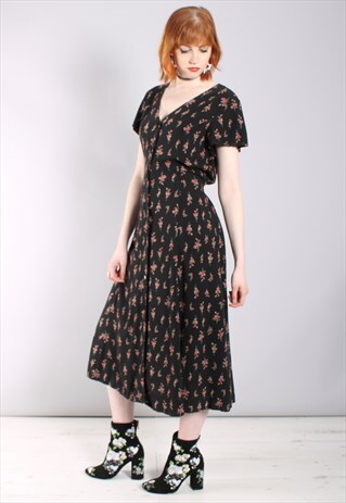 VINTAGE 90S FLORAL BUTTON TIE BACK MAXI DRESS